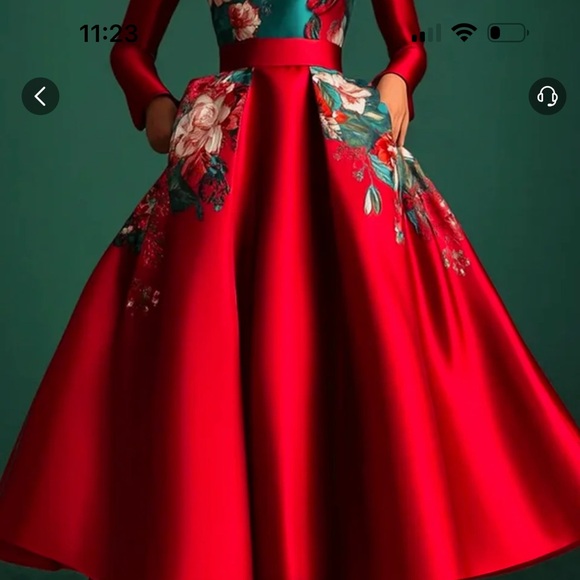 Beautiful Elegant Red Floral Dress ❤️ - Picture 3 of 5